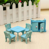 Mobilier de maison de poupée en bois. Ensemble miniature de salle à manger pour maison de poupée. Kit de jouets pour jeu de rôle des enfants.