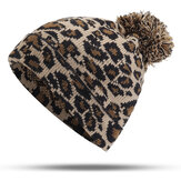 Frauen Winter Casual Pompons mit Leopardenmuster gestrickt Hut Beanie Cap