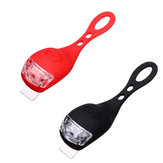 Schwarzes und rotes Fahrrad mit wasserdichtem Silikon-LED-Taschenlampe