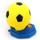 Anak-anak bermain sepak bola dengan pelatih refleks mainan bayi sepak bola