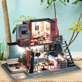 Handgemachte 3D-Holzminiaturpuppenhaus-Kaffeemöbel aus Holz für Mädchen. Rosa Café. Möbel für Puppenhaus. Miniatur-Spielzeug für Mädchen zum Geburtstagsgeschenk.