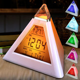Piramit Şekli Dijital Alarm Saat Tarih Sıcaklığı ile 7 Renk LED Arka Aydınlatmayı Değiştirin