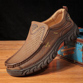 Sapatos de couro vazados antiderrapantes para homem, casuais e ideais para uso ao ar livre