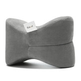 Ορθοπεδικό μαξιλάρι γονάτου Essort Leg Cushions με αφρό μνήμης που μειώνει τον πόνο στα πόδια, στην περιφέρεια και στις αρθρώσεις. Περιλαμβάνει αφαιρούμενο και πλενταριζόμενο κάλυμμα.