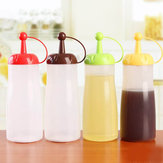 Vasetti di bottiglie di plastica riciclate di salsa di pomodoro