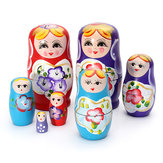 Encantador conjunto de muñecas rusas de madera de cinco piezas