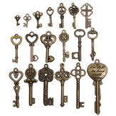 Conjunto de 19 chaves antigas e vintage com desenhos de coração, laço e fechadura em estilo steampunk