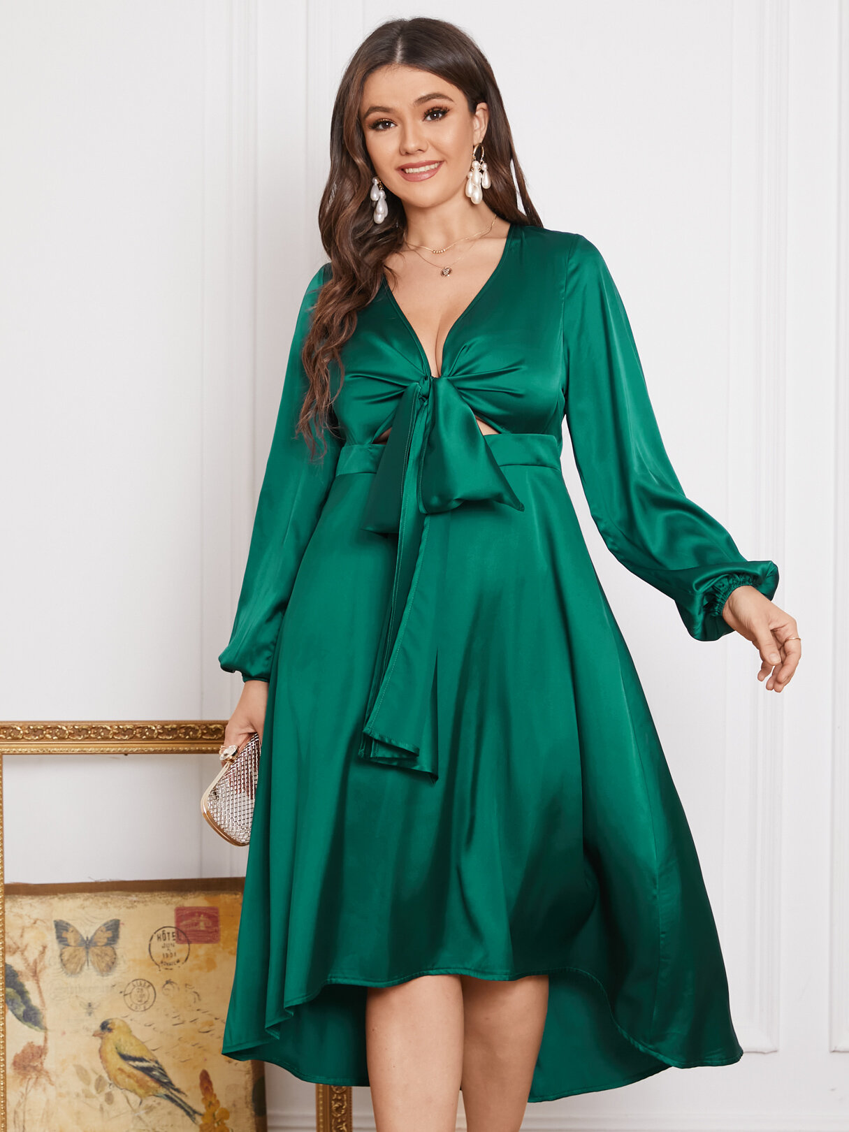 Plus Size V Neck Cut Out Tie-up Design Long Sleeves Dress