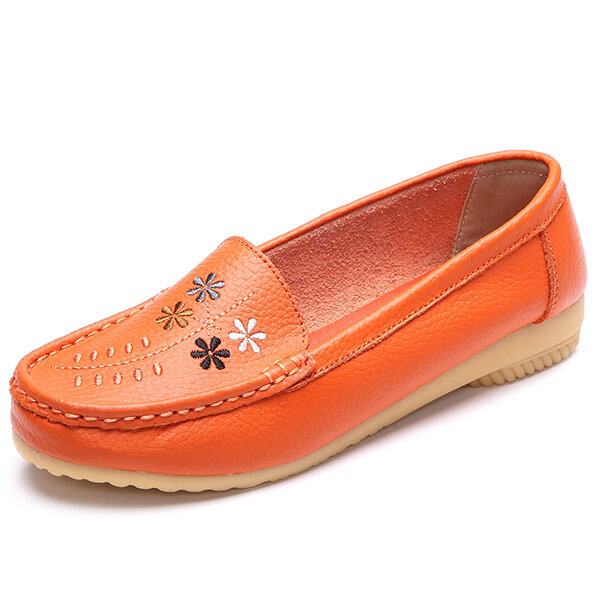 33% OFF on Flower Embroidery Casual Slip On Flat Shoes