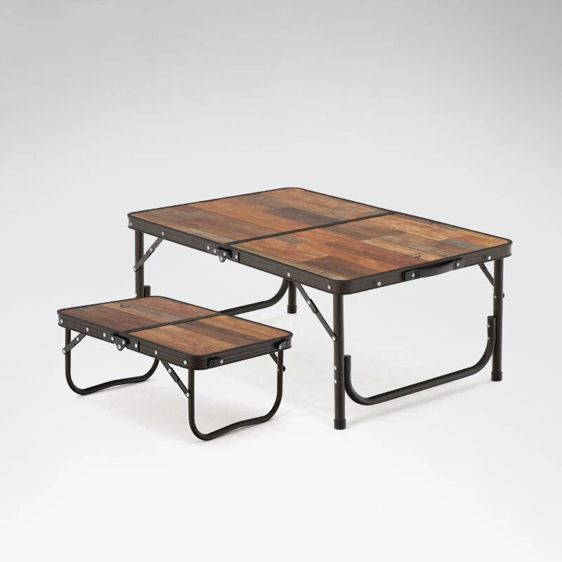 Mesa dobrável para camping ao ar livre Naturehike Portable Bed Floor Desk em liga de alumínio para viagens, móveis para churrasco, tábua de mesa à prova d'água.