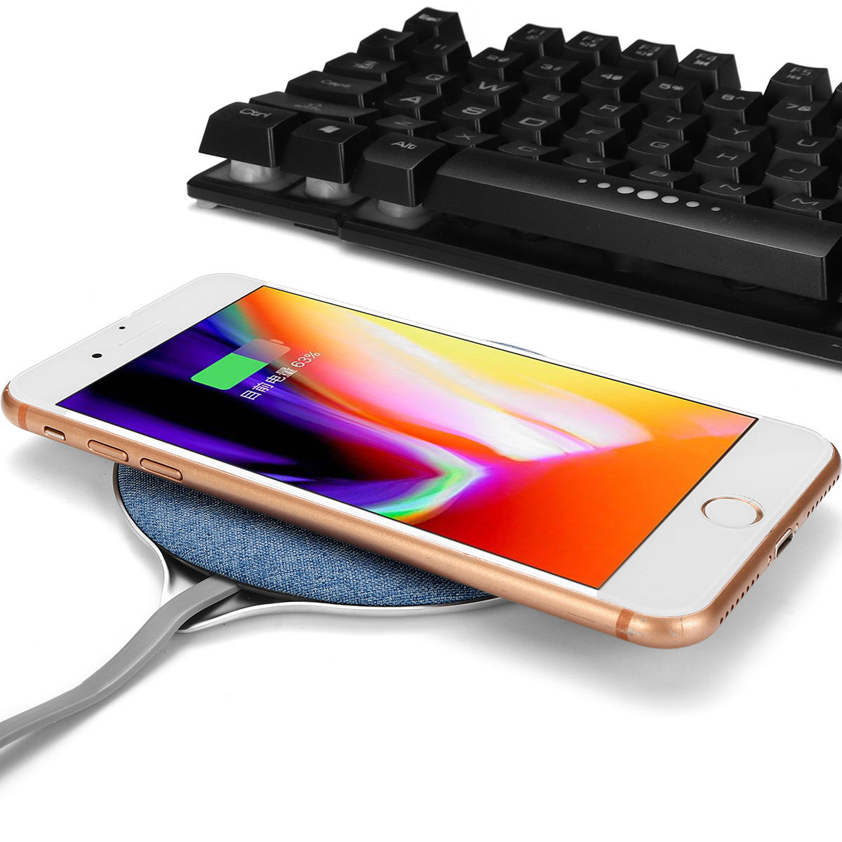 Qi SamsungのiPhoneのためのマットを充電する無線高速充電器パッド金属布9V 7.5W