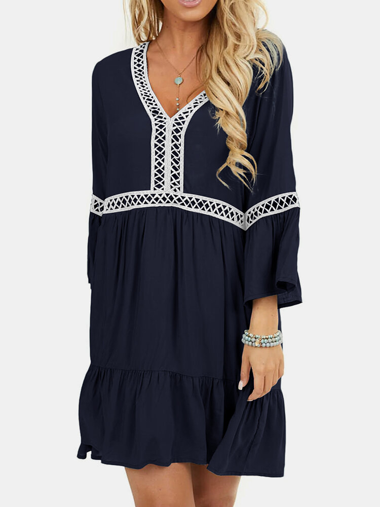 Lace Embroidered Pleated V-neck Long Sleeve Casual Dress for Women