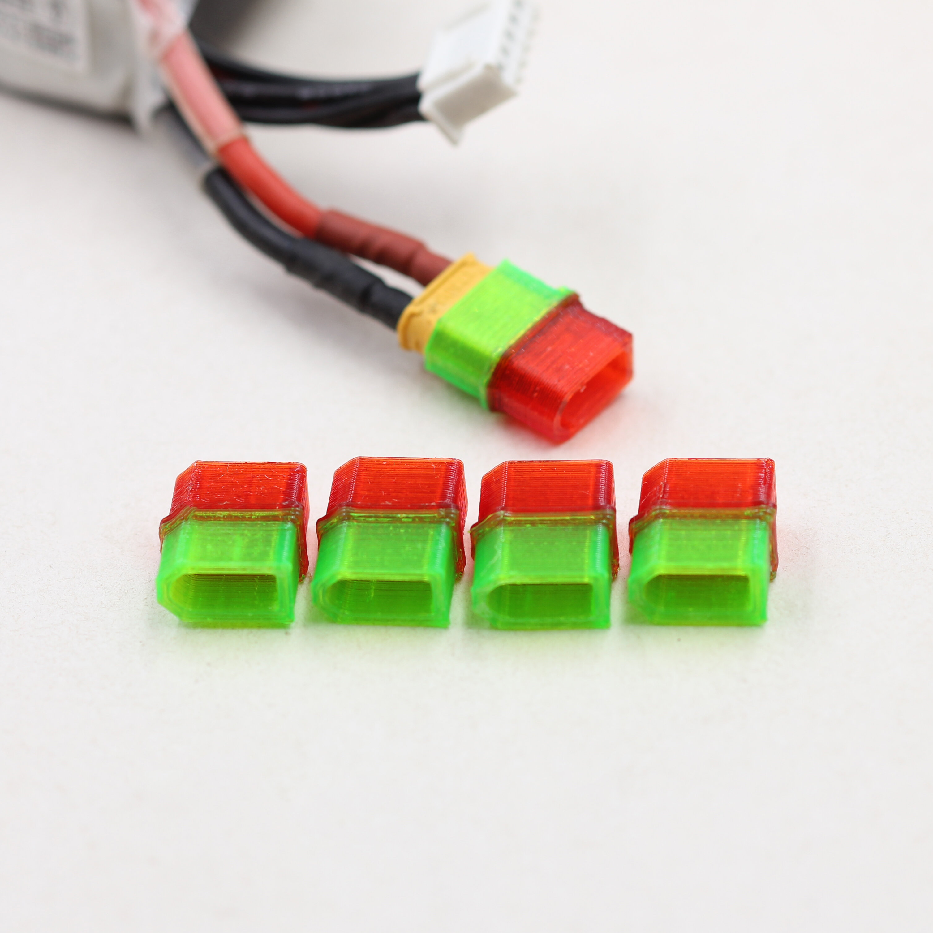 

5Pcs QY3D TPU AMASS XT30 Plug Connector Protective Case Cover for RC FPV Racing Drone Lipo Battery Spare Part
