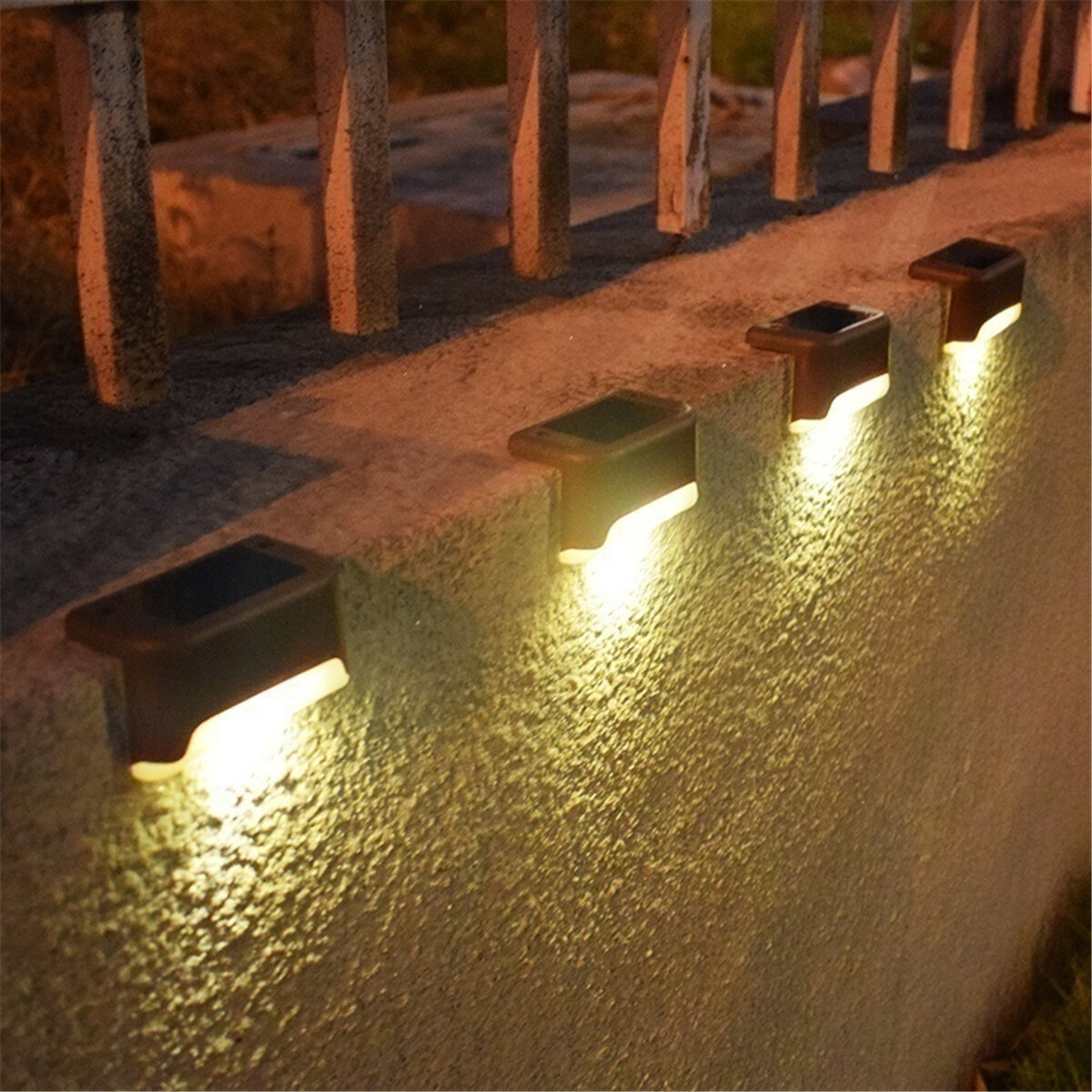 4 stks LED Zonne-energie Hek Wandlampen Tuinlamp Stap Paden Terrasplanken Outdoor