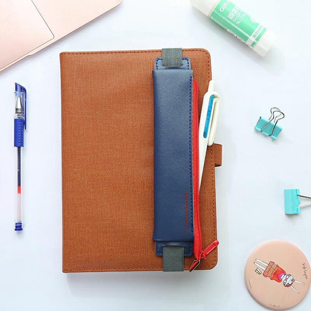 1 stks Mini Etui Gebonden aan Een Notebook met Elastische Gesp Bladwijzer Pen Case voor Gemakkelijk 