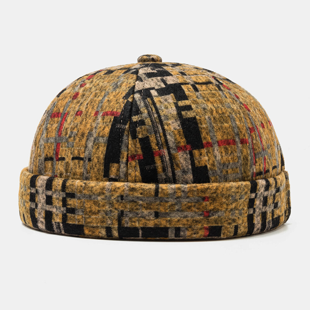 Unisex Plush Soft Fabric Plaid Stitching Round Top Fashion Landlord Cap Beanie Skull Caps Brimless Hats